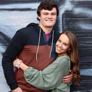 Meet your Posher, Ashlin